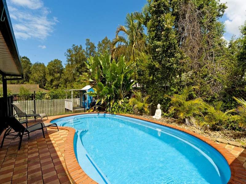 54 Gippsland Drive, Helensvale, Qld 4212 - Property Details