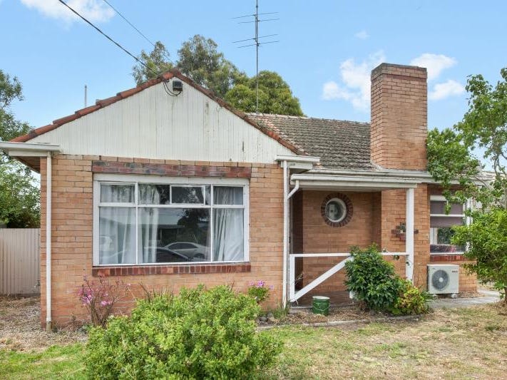 34 Charlotte Street Sebastopol Vic 3356