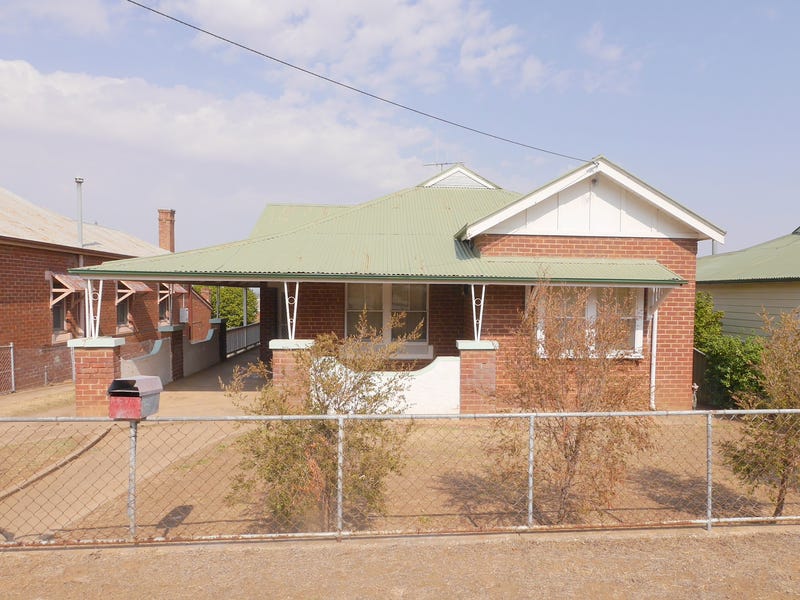 42 Lachlan Street, Cowra, NSW 2794