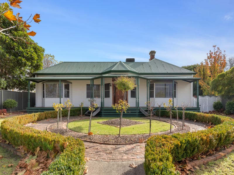 12 Barkly Street W, Ararat, VIC 3377