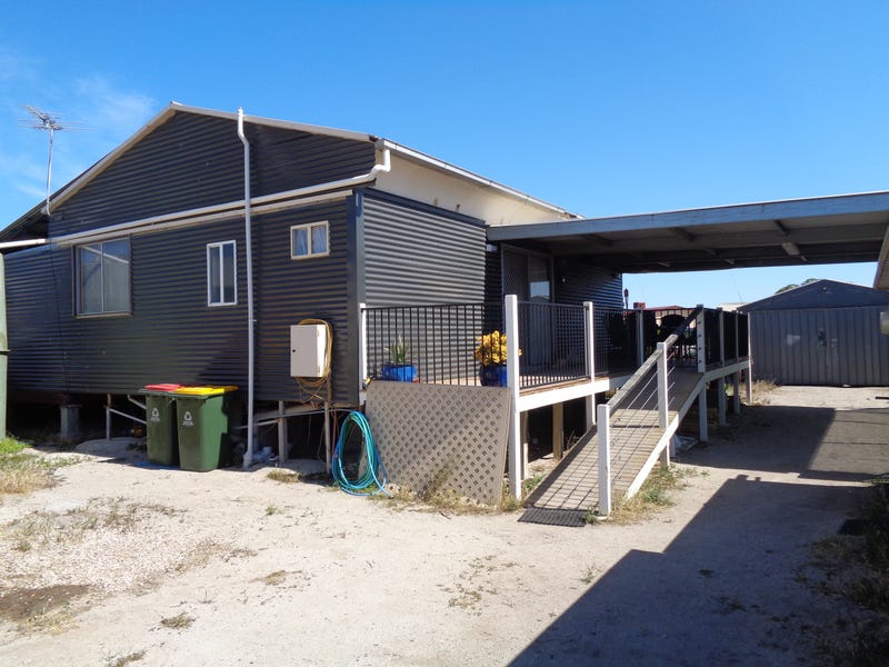 3 Prion Court, Thompson Beach, SA 5501