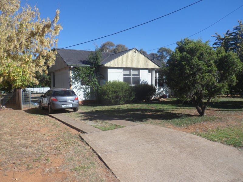 81 Tilga Street, Canowindra, NSW 2804