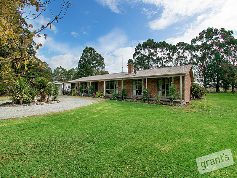 1365 Bunyip River Road, Iona, VIC 3815