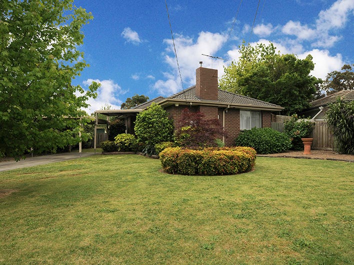 24 Laura Road, Knoxfield, Vic 3180 Property Details