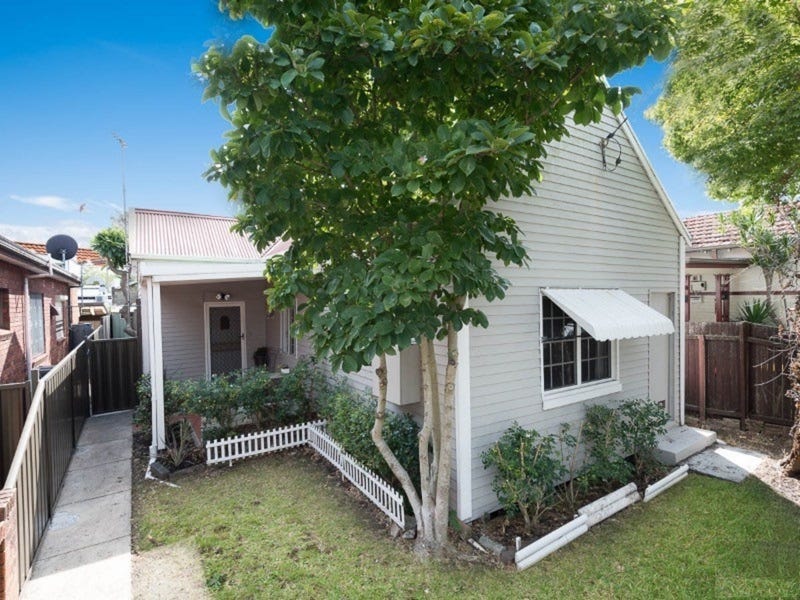 11 Beatrice Street Ashfield NSW 2131 realestate .au