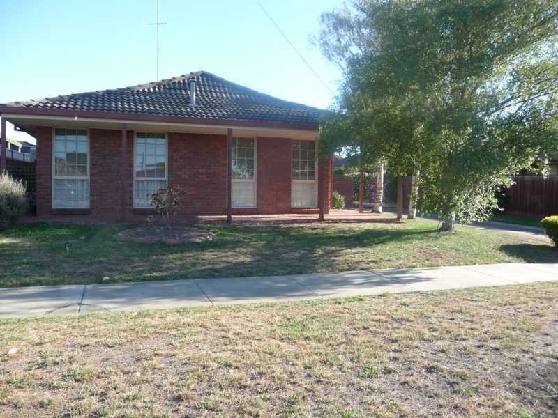 1131 Norman Street, Wendouree, VIC 3355