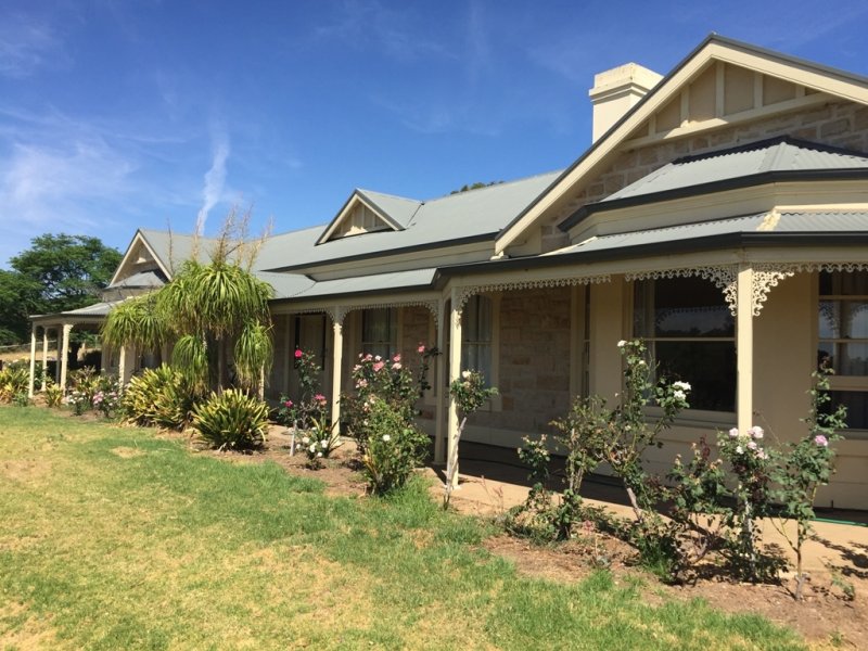 266 Colonial Drive, Norton Summit, SA 5136