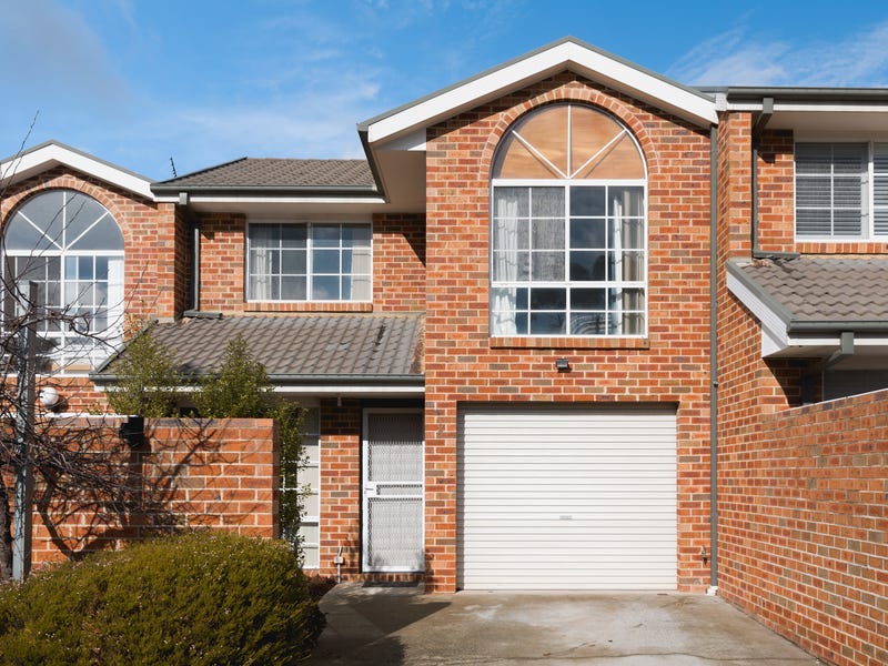 2/9 Telopea Place, Queanbeyan, NSW 2620 Townhouse for Sale