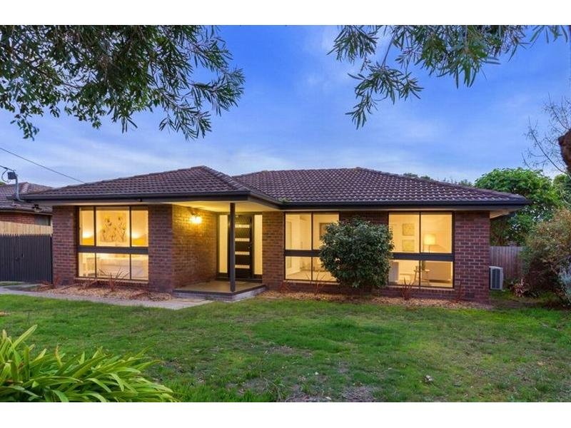 42 Carnoustie Grove, Mornington, Vic 3931 Property Details