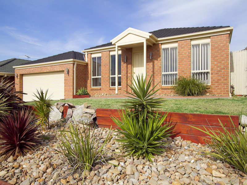 19 Tuscany Rise, Pakenham, Vic 3810 Property Details