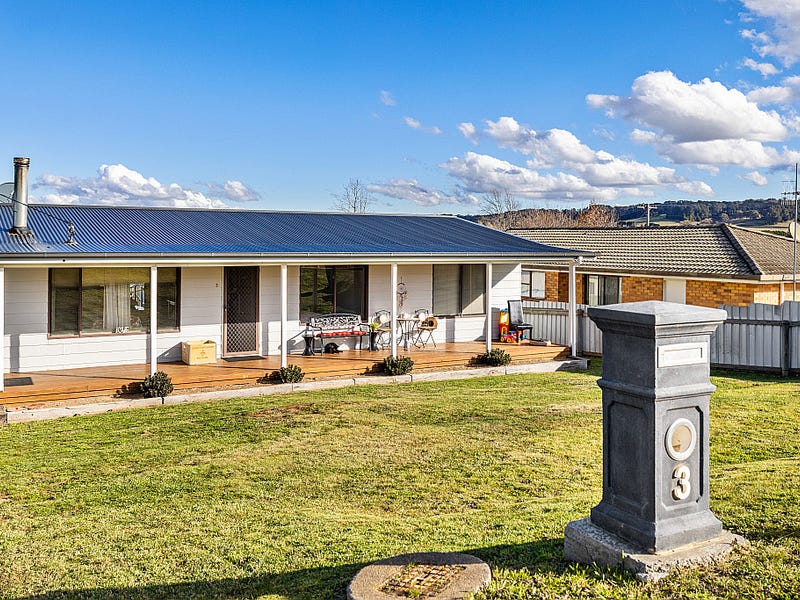 3 Parker Street, Crookwell, NSW 2583 Property Details