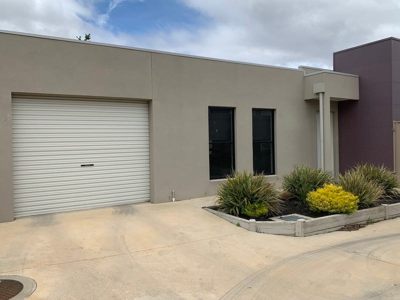 2/34A Raglan Street, White Hills, VIC 3550