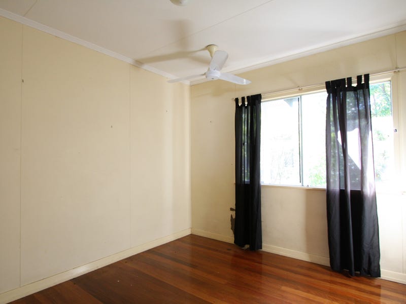 15 Dagmar Street, Holland Park West, QLD 4121