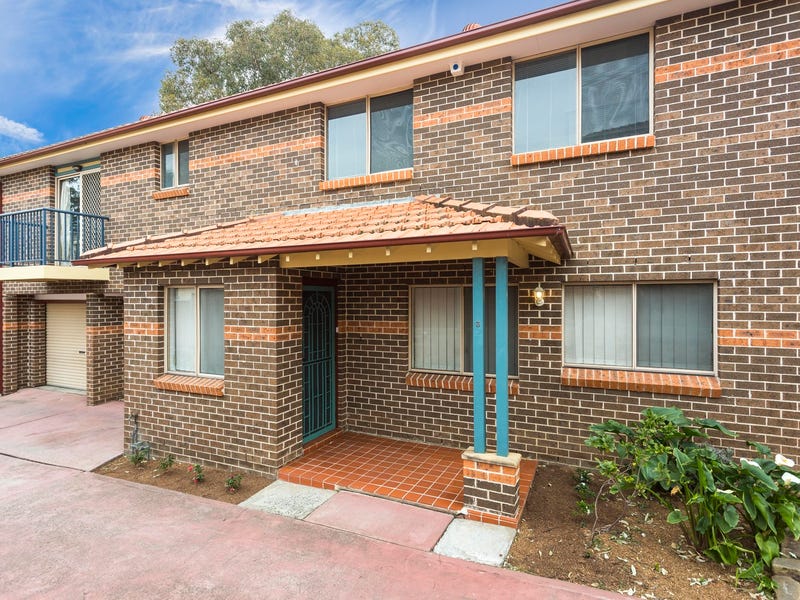 3/138 Greenacre Road, Greenacre, NSW 2190