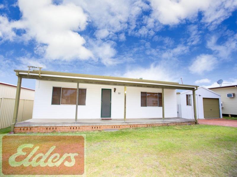 32 Third Street, Warragamba, NSW 2752 Property Details
