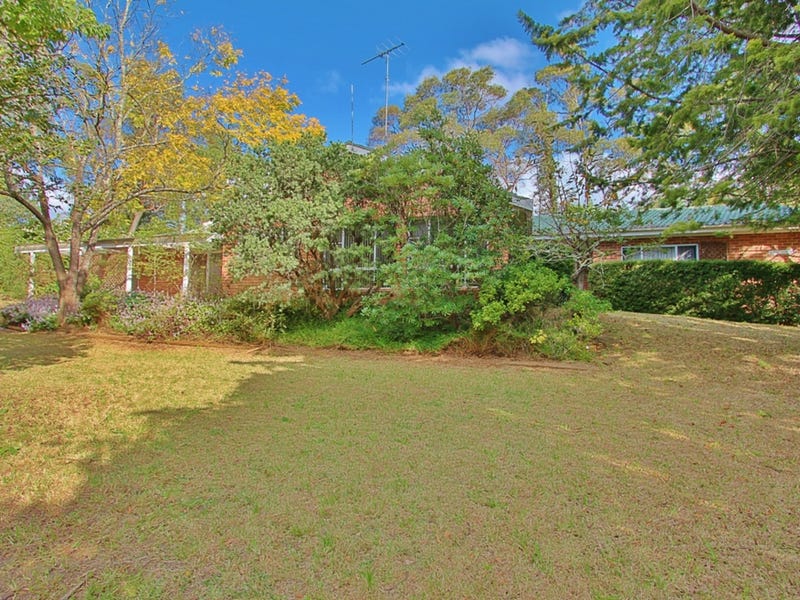 2 Hazelbrook Parade, Hazelbrook, NSW 2779 Property Details