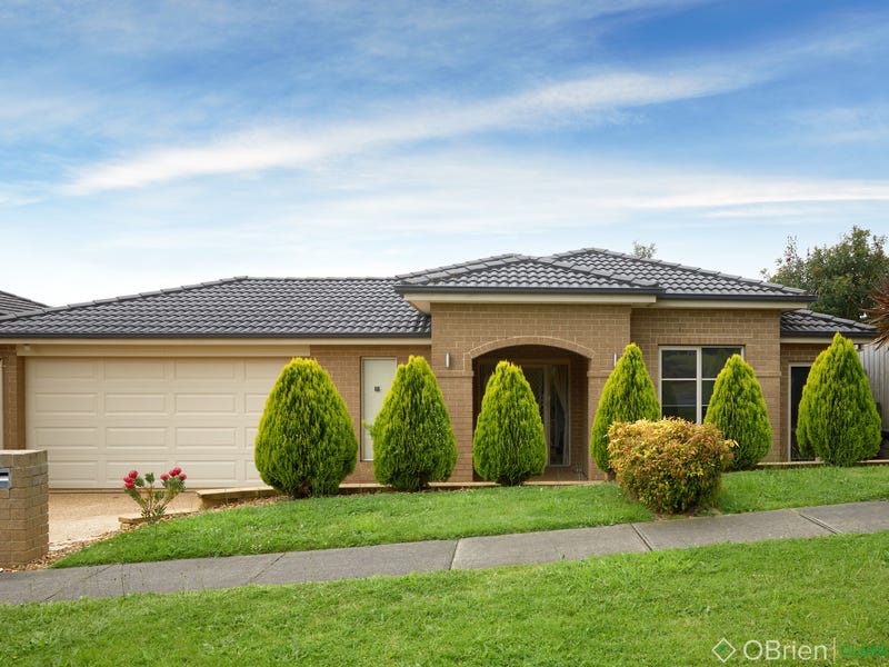 66 Cook Street, Drouin, VIC 3818