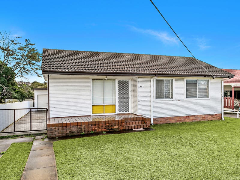 84 Lake Entrance Road, Mount Warrigal, NSW 2528 House for Sale