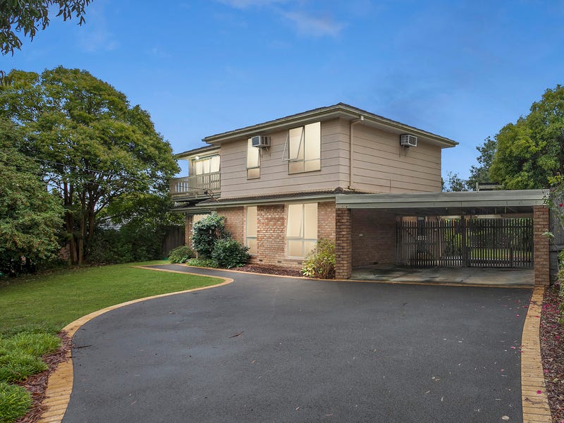 52 Rosemary Avenue, Croydon Hills, VIC 3136