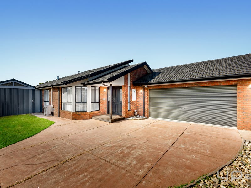 8 Elbe Close, Werribee, Vic 3030 Property Details