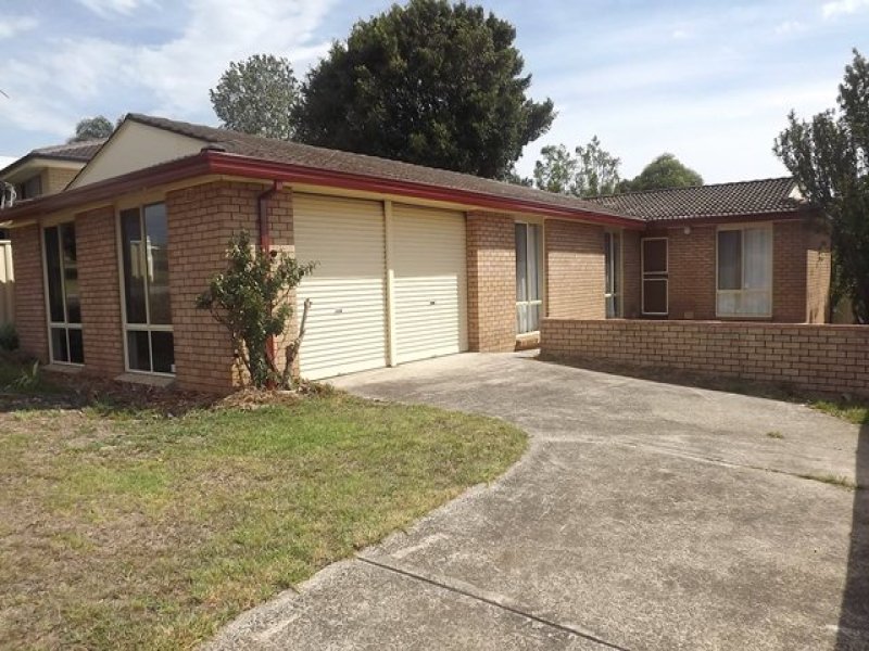 6 Freeman Parade, Mount Warrigal, NSW 2528