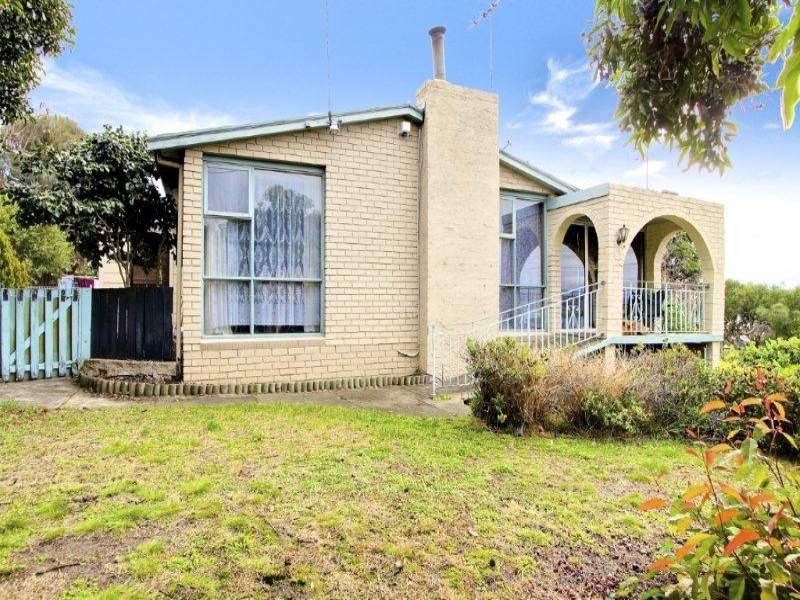 30 Esplanade, Midway Point, Tas 7171