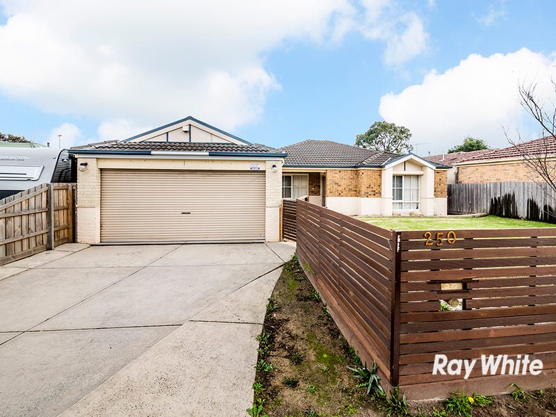 250 Ormond Road, Narre Warren South, VIC 3805
