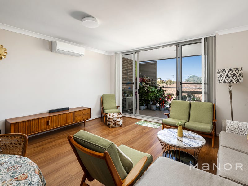 29/1 Meryll Avenue, Baulkham Hills, NSW 2153 Property Details