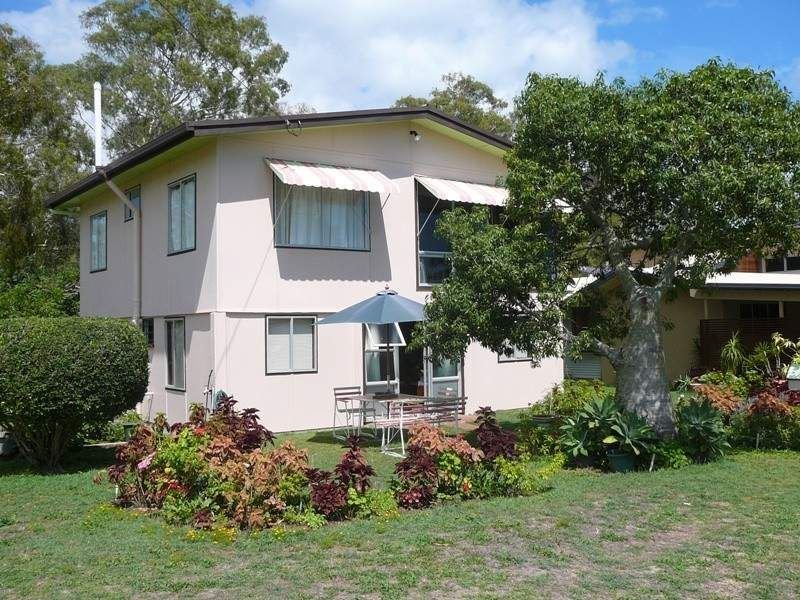 11 Redcliffe Avenue, Seaforth, Qld 4741 Property Details