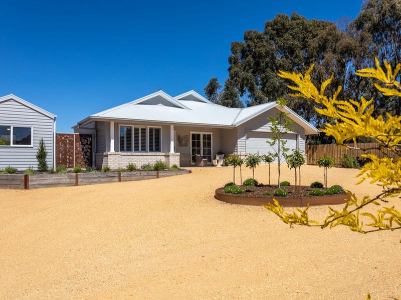 37 LOWTHER STREET, Maldon, Vic 3463 Property Details