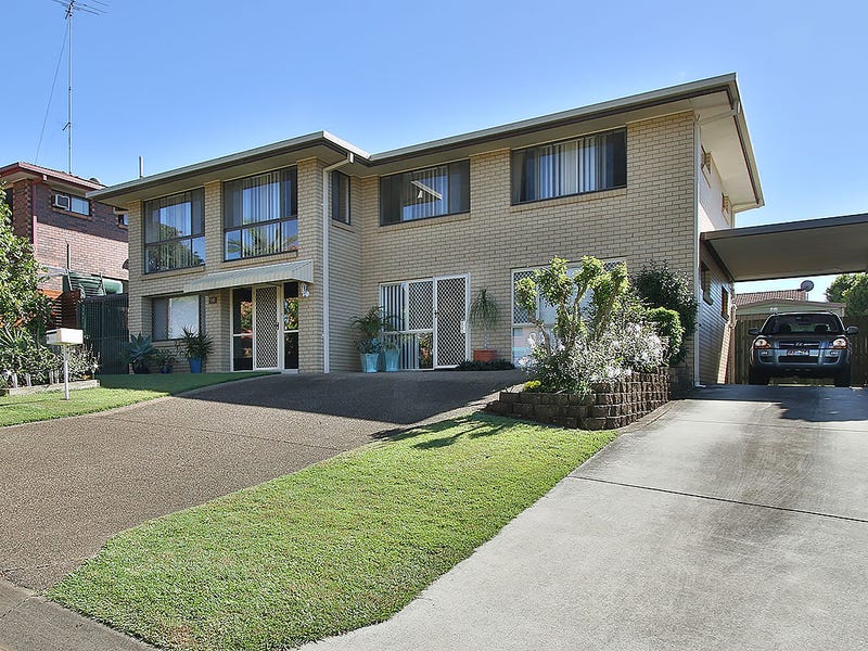 16 Kenora Street, Mansfield, Qld 4122