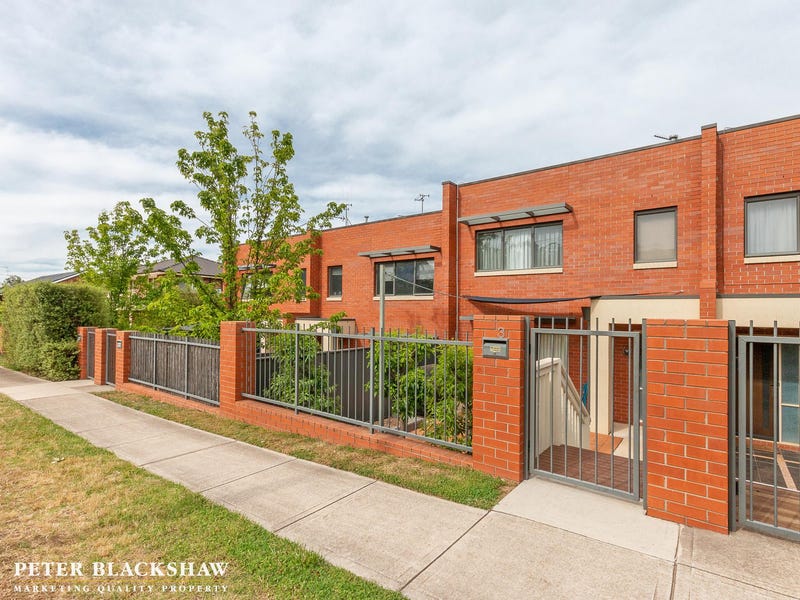 37 11 Cassidy Street Queanbeyan Nsw 2620 Townhouse For