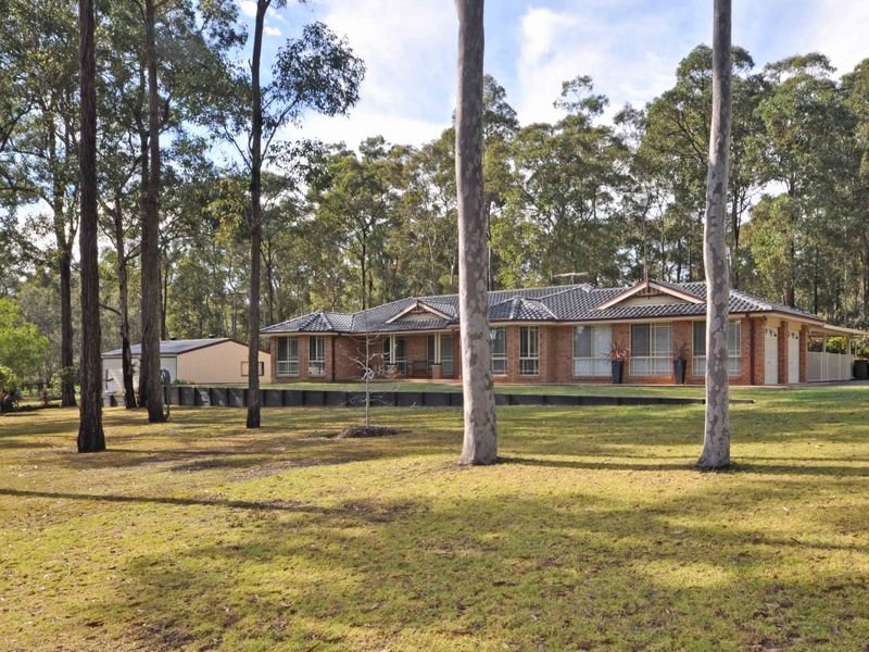 35 Avalon Drive, Thornton, NSW 2322