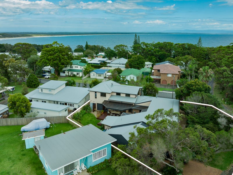 2 Tomerong Street, Currarong, NSW 2540 Property Details