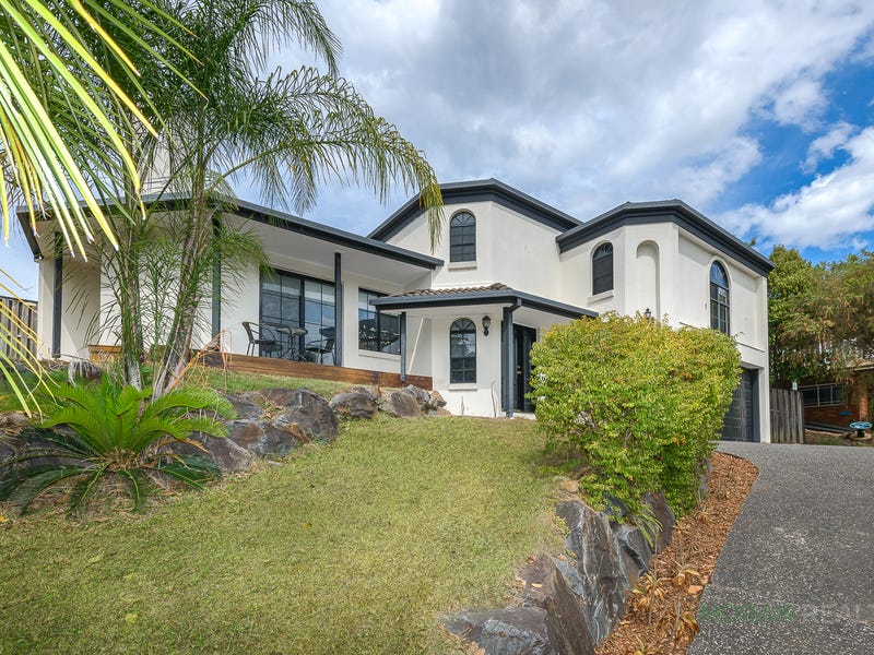 6 Pacific Pines Boulevard, Pacific Pines, QLD 4211