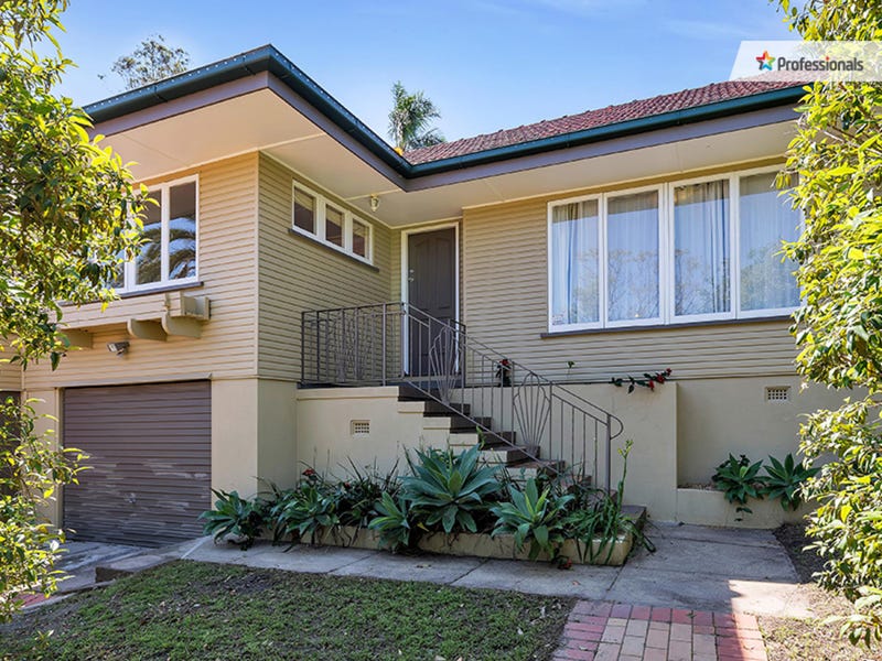 33 Lyon Avenue, Oxley, QLD 4075