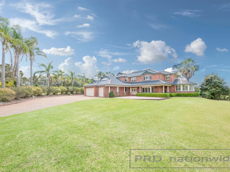 8 Cahill Close, Black Hill, NSW 2322 8 Cahill Close, Black Hill, NSW 2322