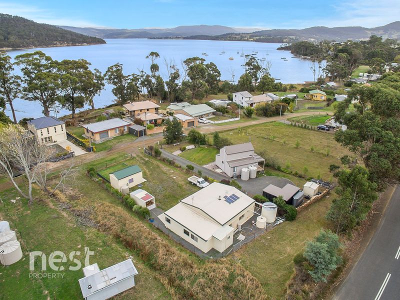 9 Challis Crescent, Deep Bay, Tas 7112 House for Sale