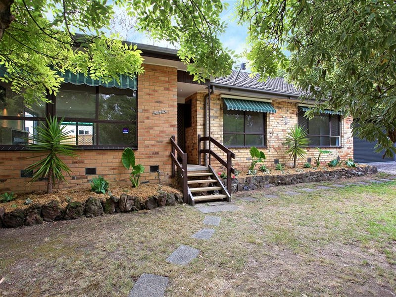 35 Lincoln Road, Croydon, Vic 3136 Property Details