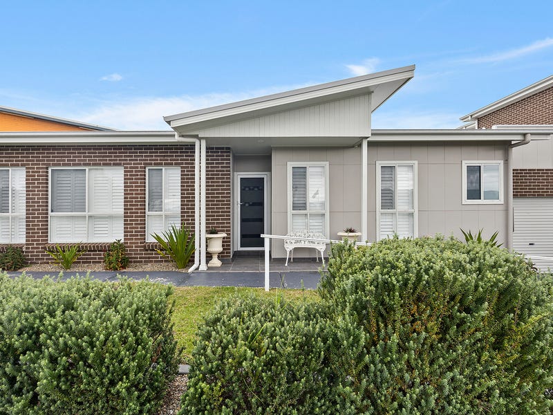 1 Kingston Street, Oak Flats, NSW 2529