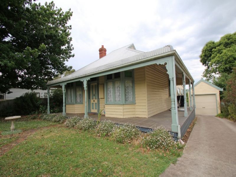 39 Bent Street, Leongatha, VIC 3953