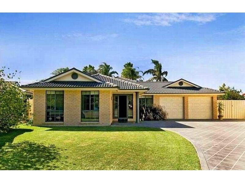 10 Farrington Close, Caves Beach, NSW 2281