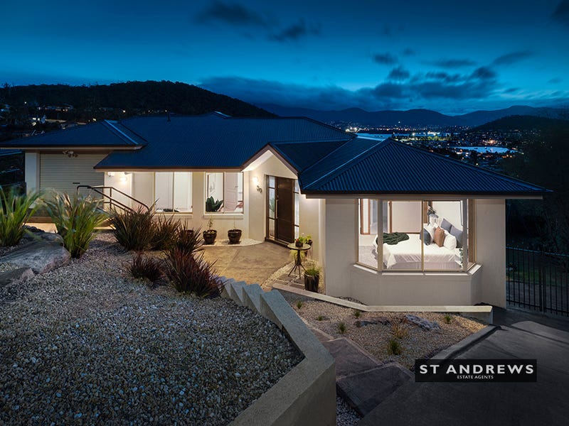 30 Avoca Street Lindisfarne Tas 7015 Property Details