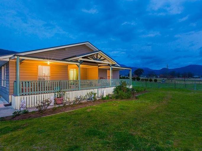 24 Dirty Butter Creek Road, Araluen, NSW 2622