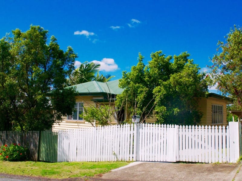 12 Mcgrath Lane, Booval, QLD 4304