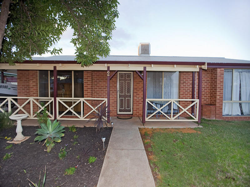2 Burton Place, West Lamington, Kalgoorlie, WA 6430 Property Details