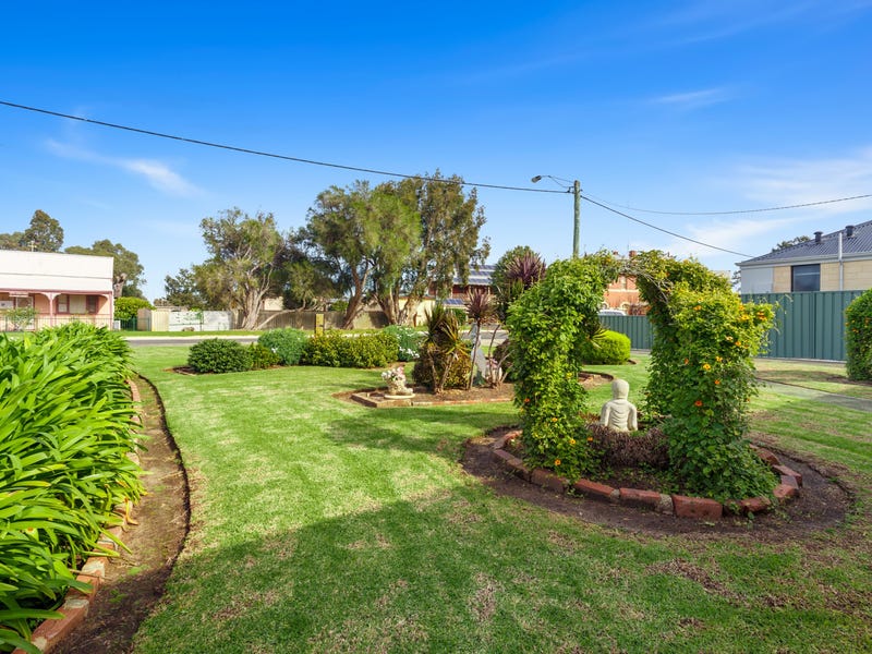 22 Harvey Street, Harvey, WA 6220