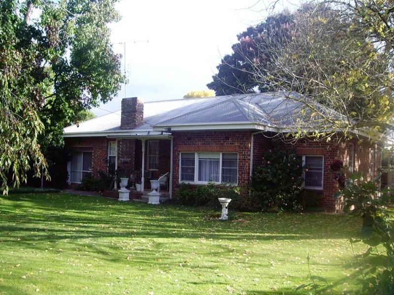 24 Livingstone Street, Avenel, Vic 3664 Property Details