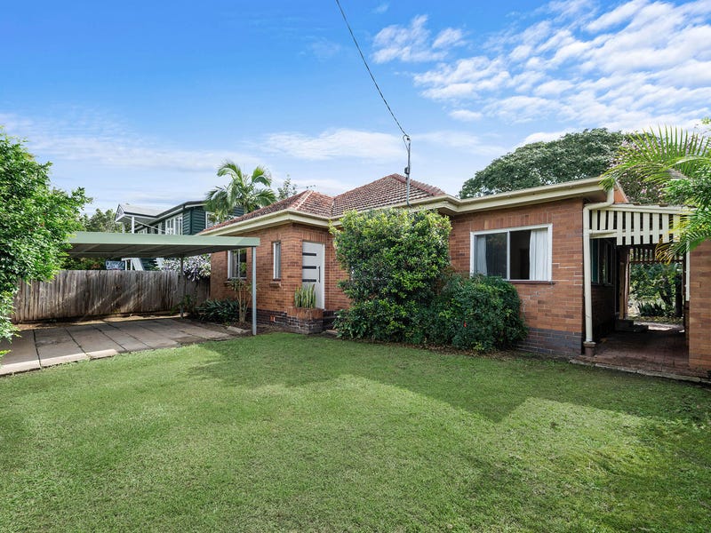 18 Blackheath Road, Oxley, Qld 4075 Property Details