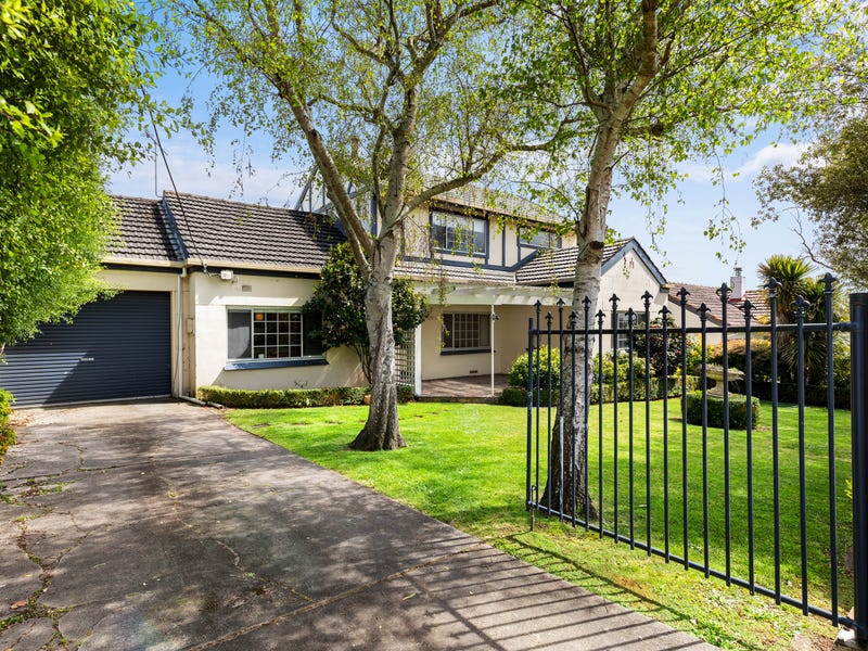96 Crouch Street S, Mount Gambier, SA 5290